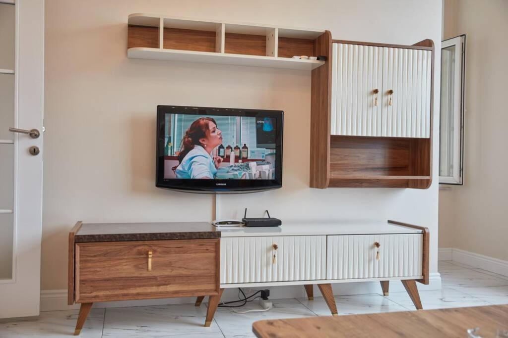 Taksim Square Apartment, Great View, Luxury イスタンブール エクステリア 写真