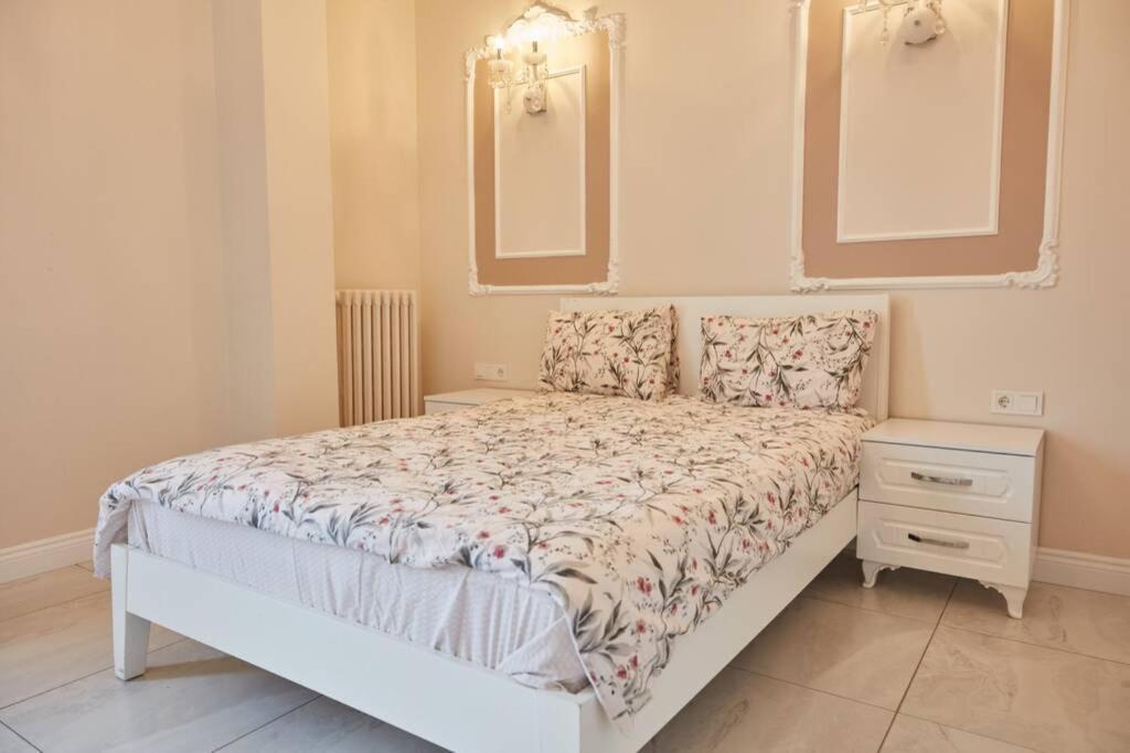 Taksim Square Apartment, Great View, Luxury イスタンブール エクステリア 写真