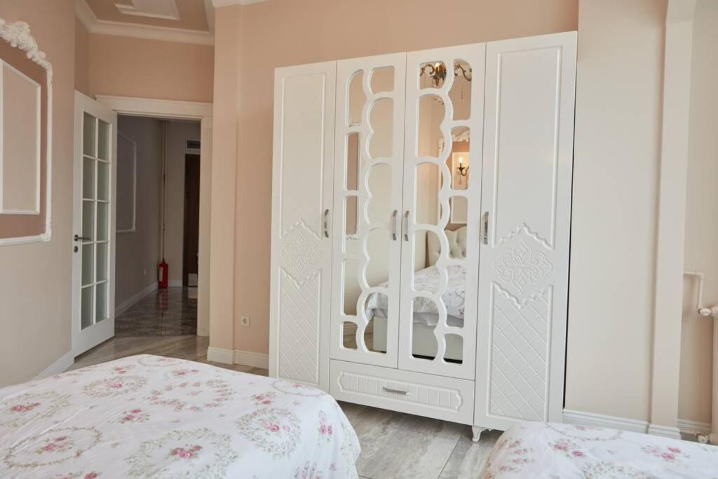 Taksim Square Apartment, Great View, Luxury イスタンブール エクステリア 写真